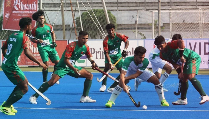 Pakistan Dominates Bangladesh